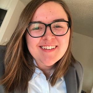 Meet your Posher, Kara